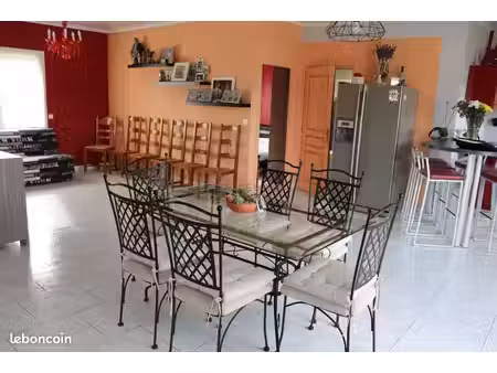 maison 7 pièces 174 m²