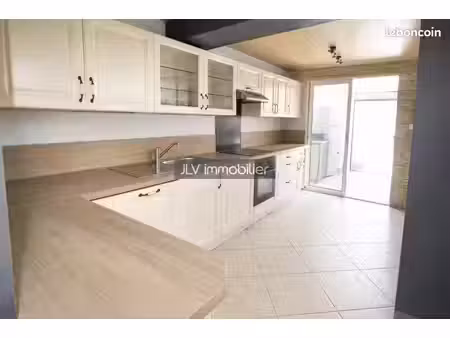 maison 6 pièces 105 m²