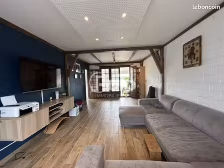 maison 6 pièces 100 m²