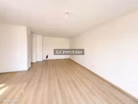 appartement 2 pièces 57 m²