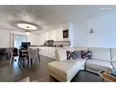 maison 6 pièces 110 m²