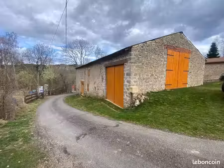 grange 3 pièces 190 m²