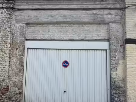 parking 30 m² lillers