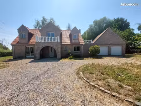 maison individuelle 179 m² – 4 chambres – terrain 2 020 m² – double garage – buysscheure