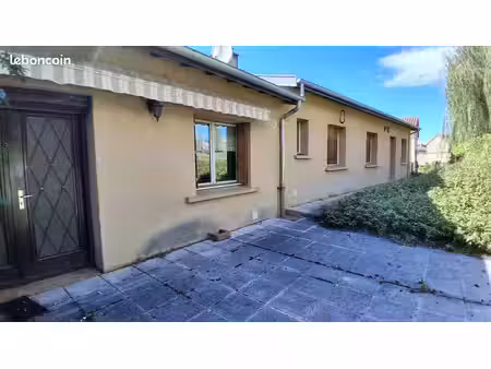 grande maison de bourg