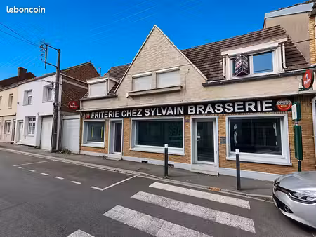 immeuble 7 pièces 260 m²