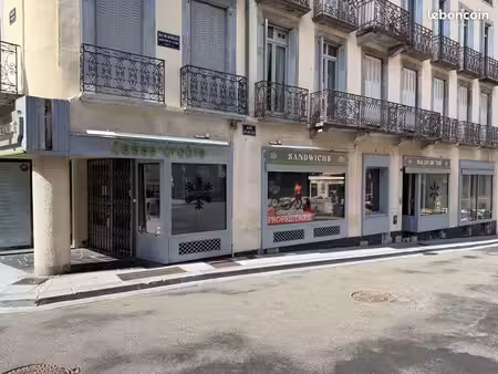 vend ou louer fond de commerce