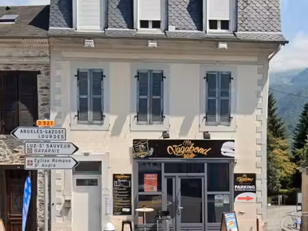 local commercial idéalement placé