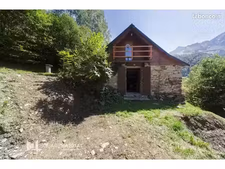 grange 4 pièces 120 m²