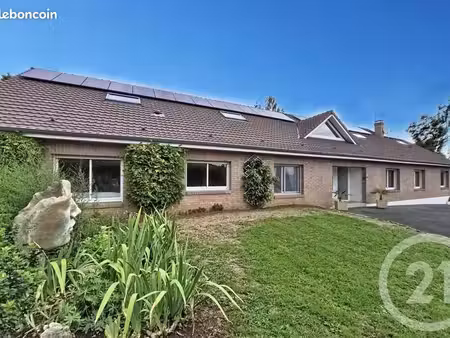 maison 14 pièces 380 m²