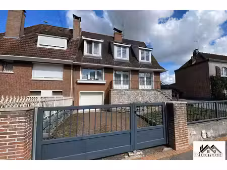maison 6 pièces 144 m²