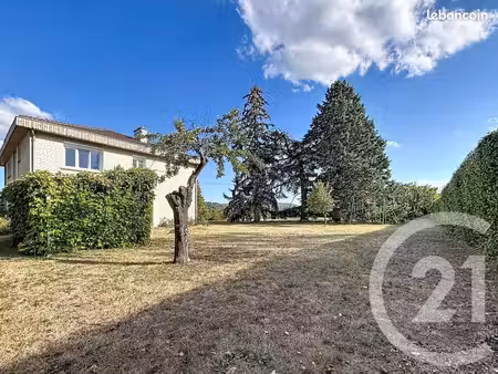 maison 7 pièces 165 m²