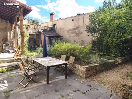 maison 7 pièces 230 m²