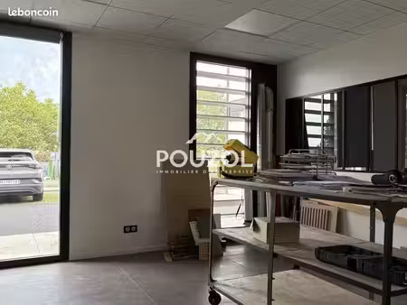 bureaux 50 m² cournon-d'auvergne