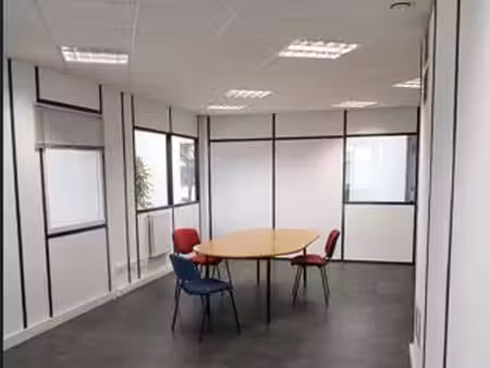 bureaux 45m2 lumineux