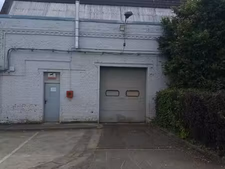 local industriel 320 m² – fonctionnel & sécurisé – idéal pros