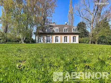 maison 6 pièces 180 m²