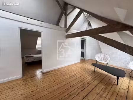 maison 7 pièces 19 m²