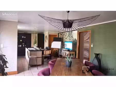 maison 6 pièces 212 m²