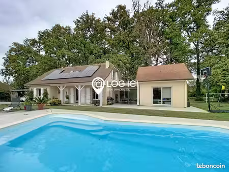 maison 5 pièces 160 m²