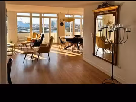 appartement renove vue sur port 98 m2