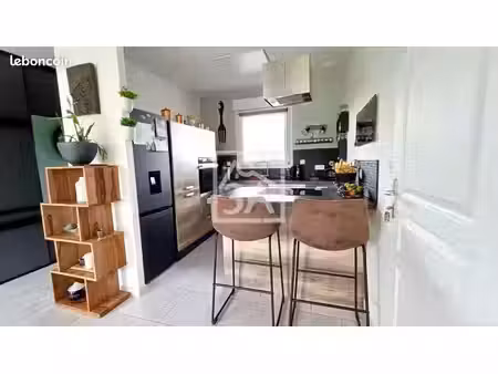 maison 6 pièces 92 m²