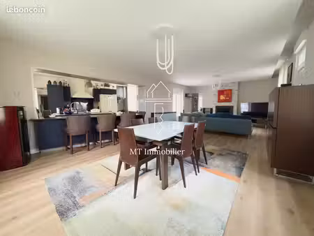 ferme 9 pièces 280 m²