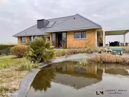 maison 7 pièces 213 m²