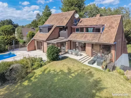 villa 9 pièces 194 m²
