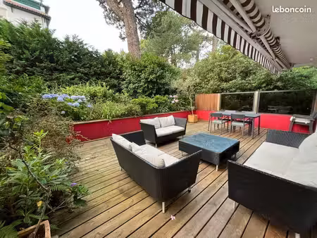 appartement lumineux   bail mobilité 10 mois  larochefoucault biarritz
