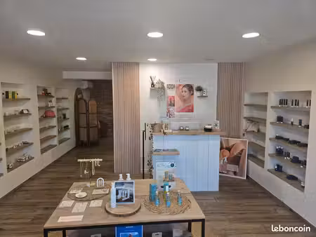 à vendre – institut de beauté clé en main – 97 m²