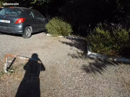 parking exterieur