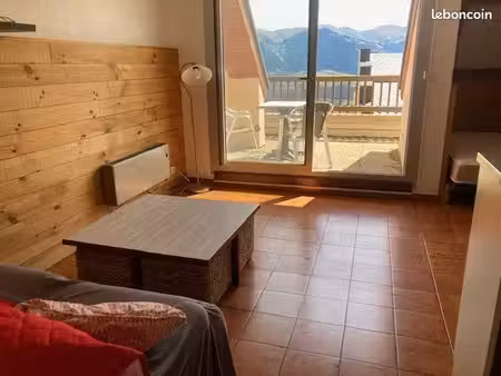 studio 1 pièce 28 m²