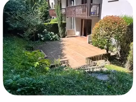 appartement t3 avec grande terrasse