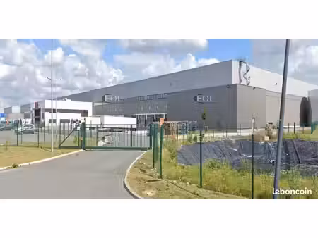 local industriel 13 088 m²