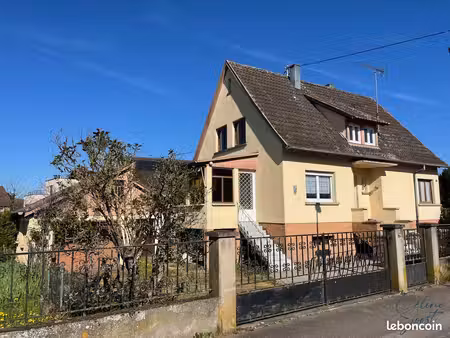 maison 6 pièces 126 m²