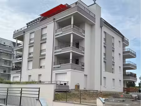 appartement 3 pièces entièrement rénové avec balcon garage et parking - souffelweyersheim
