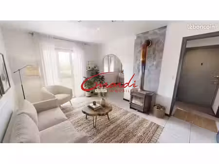 appartement 4 pièces 63 m²