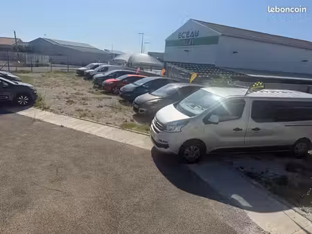emplacement voiture d’occasion