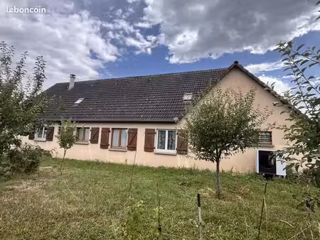 maison 12 pièces 330 m²