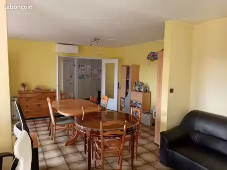 appartement t4/t5 de 97 m²