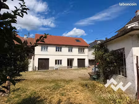 maison 6 pièces 131 m²
