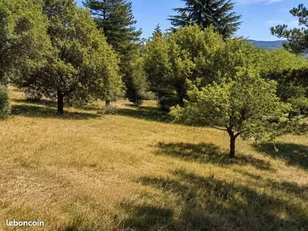 terrain 1 200 m² saint gengoux de scisse