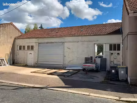 local 417 m² le creusot