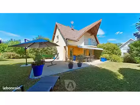 maison 4 pièces 111 m²