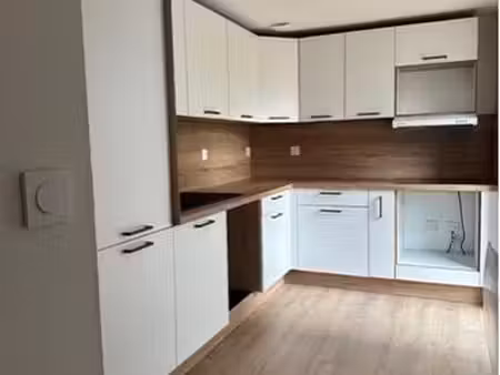 ? à louer – t4 en rez-de-jardin entièrement rénové