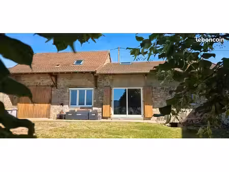 maison ancienne en bon état avec terrain de 2400