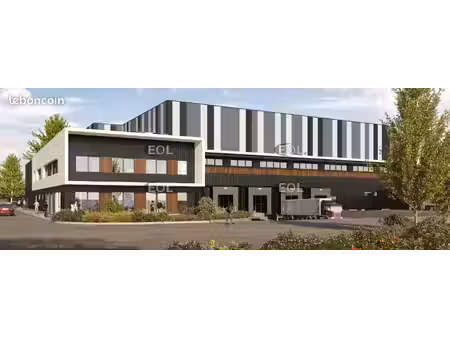 local logistique 6 350 m²