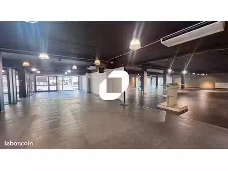 local commercial 1 277 m²