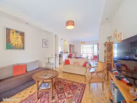 appartement 4 pièces 102 m²